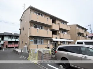 ラークヒルズCの画像