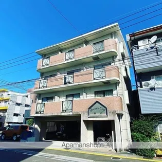 クィーンズコート神宮【4階】の外観