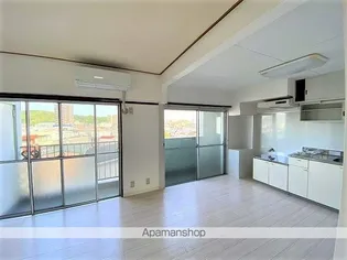 国光マンション【5階】の居間