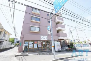 メゾン・プルミエール【3階】の外観