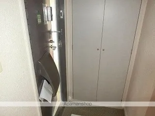 ディアス中津川C【2階】の玄関