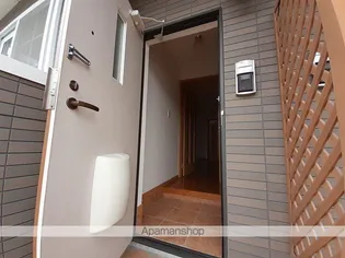 ル・ソレイユ【1階】の玄関