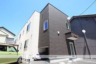 GNOME【2階】の外観