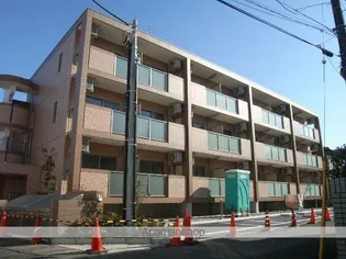 ヴィラ クロシェット【1階】の外観