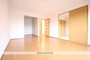 エル・パラシオ【2階】の居間