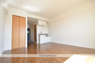 サンケイマンション第6ビル【5階】の居間