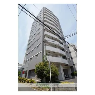 東京都新宿区余丁町【マンション】の外観