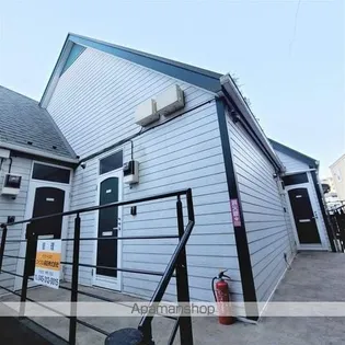 メープルハイツ【2階】の外観