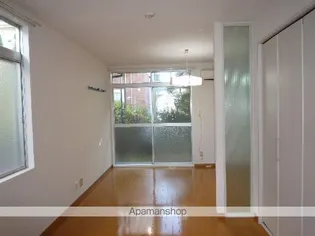 Kハイツ【101号室】の居間