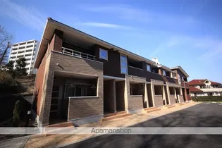 アウル【2階】の外観