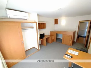 レオパレスパルコートD【1階】の居間