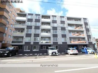 トラストコートS16の画像