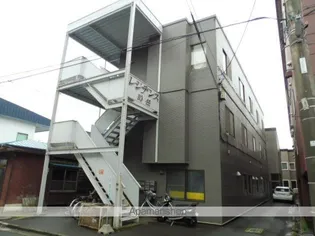 レジデンス時任【301号室】の外観