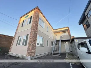 マンションメガロポリス【1階】の外観