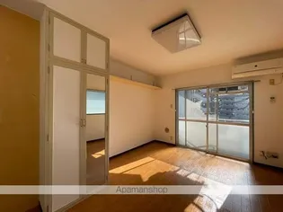 ジャルダン12【2階】の内装