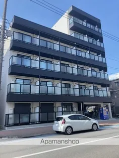 プリズム14番館【2階】の外観