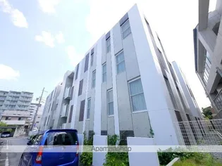 RIVO IRINAKAの画像