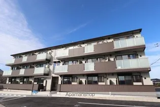 LILY GOLD【1階】の外観