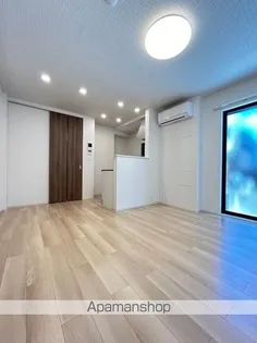 クオーレD【1階】の居間