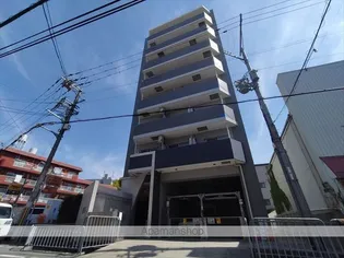 M:COURT関大前の外観