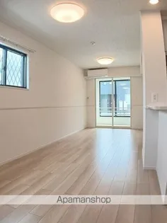 ステラートB【1階】の居間