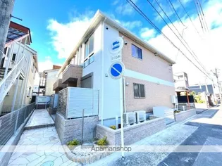トゥモローランドの画像