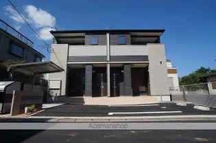 クローバーレジデンス【1階】の外観