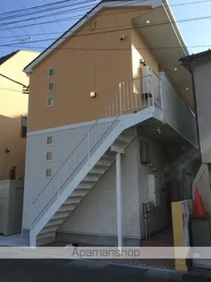 アザーレ鶴川【1階】の外観