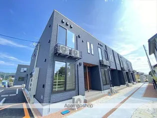 アーモンドアイ【1階】の外観