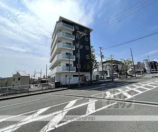 INSIGHT REPOS YAMASHINA NAGITSの画像