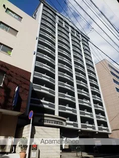 ロイヤル呉服【7階】の外観