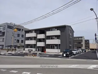 ラ・トゥール山城西 A棟【2階】の外観