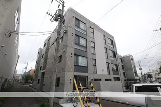 G EASTの画像