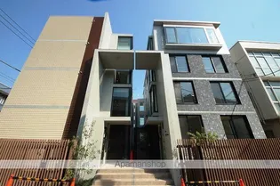 オーキッドレジデンスYOYOGI EAST(旧EXAM代々木)【1階】の外観