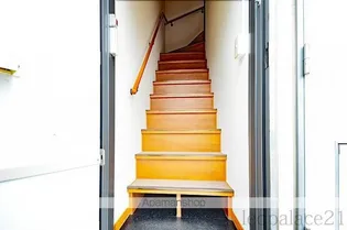 レオパレスリバーサイド【209号室】の玄関