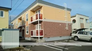 エターナル【2階】の外観