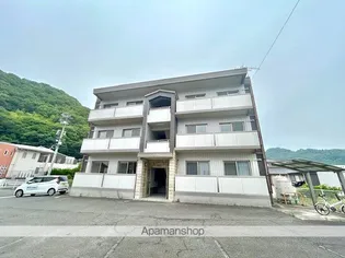 ファミール【1階】の外観