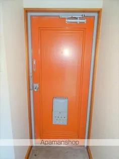 第2興栄ハイツ【302号室】の玄関