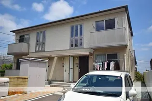 サングラシアス【2階】の外観