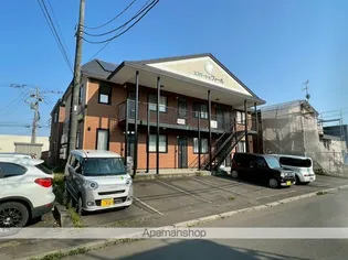 エステートINフィール【2階】の外観