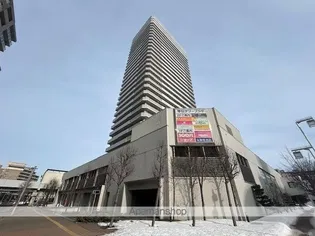 ヴェルビュタワー琴似の外観