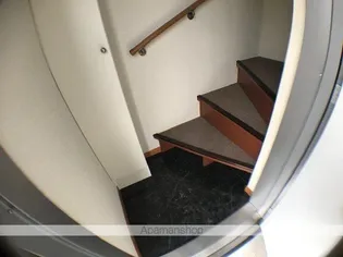 レオパレス龍ノ口【201号室】の玄関