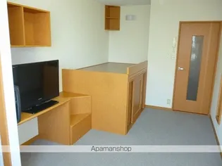 レオパレスさくら【2階】の居間