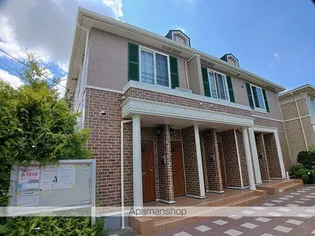 ロイヤルパークA【1階】の外観