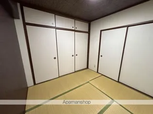 アイランドガーデン多田【302号室】の内装