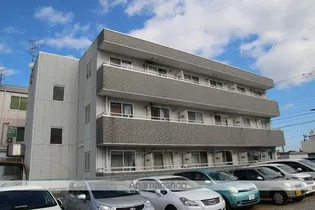 青悠荘【1階】の外観