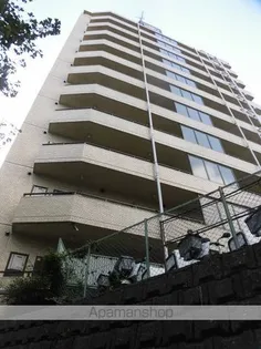 東京都世田谷区上馬2丁目【マンション】の外観