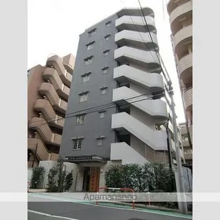 東京都新宿区西五軒町【マンション】の外観