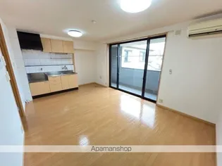 ステディア【202号室】の居間