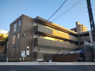トロアモリールの画像